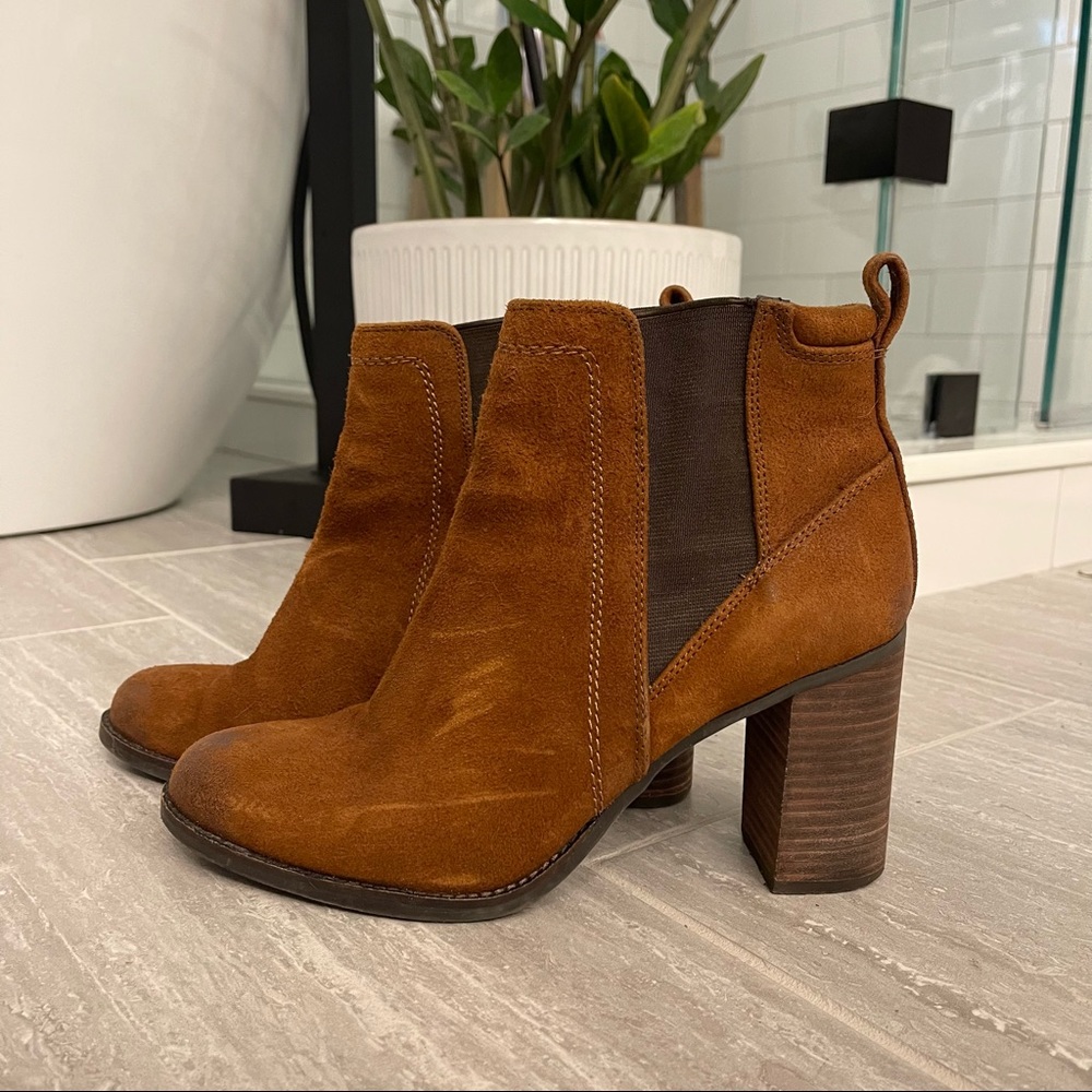 Honey Suede Fraco Sarto Booties - Picture 1 of 9